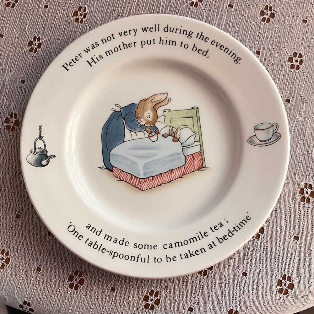 Peter Rabbit Children's Plate - White - Picture 2 of 3